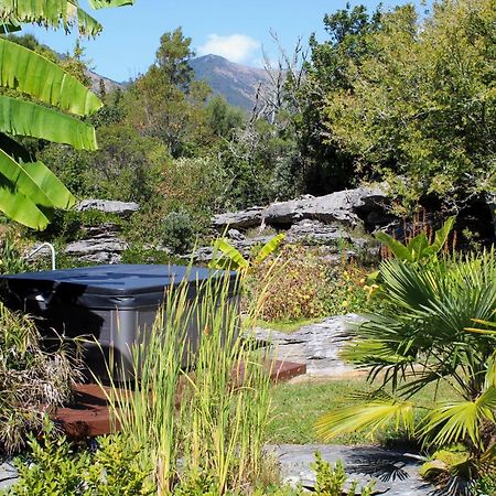 Labyrinth Gardens Guest House Takaka Dış mekan fotoğraf